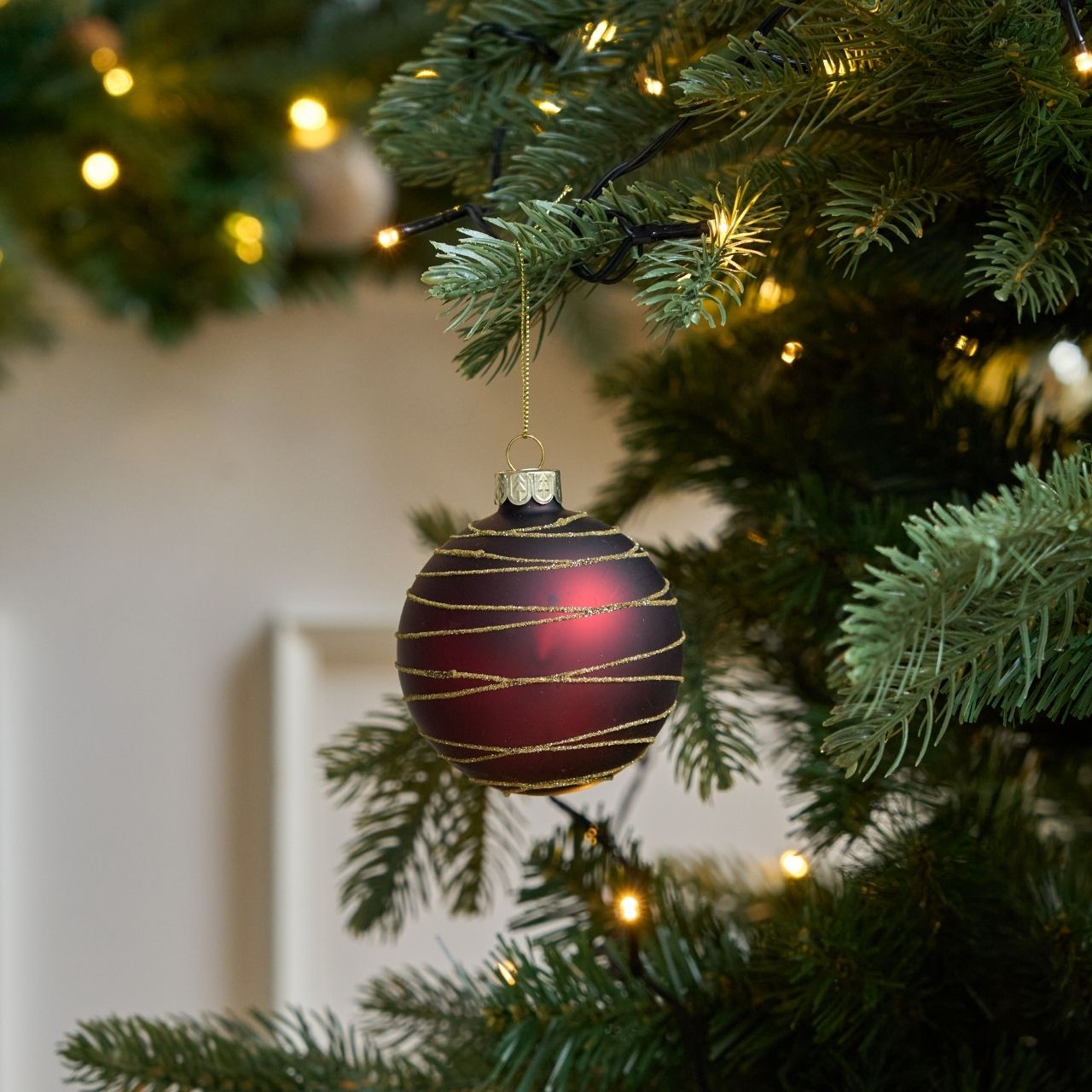 4 Stk. Christbaumkugeln mit horizontalen Streifen